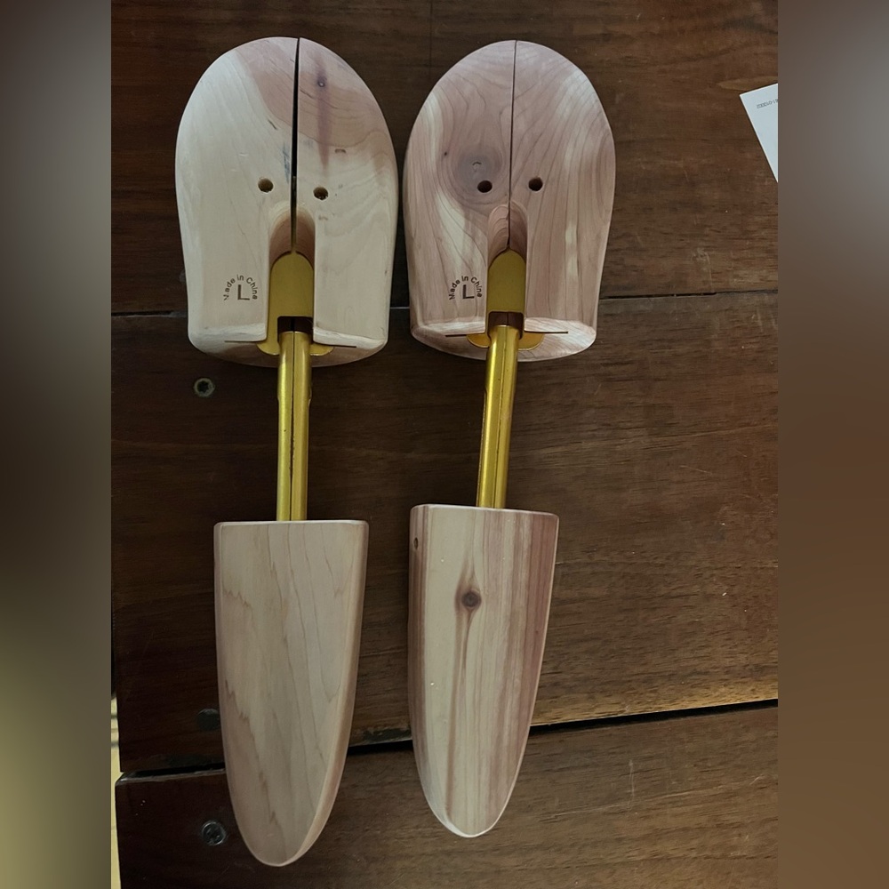 Cedar Shoe Trees with Gold Handles - Picture 2 of 2